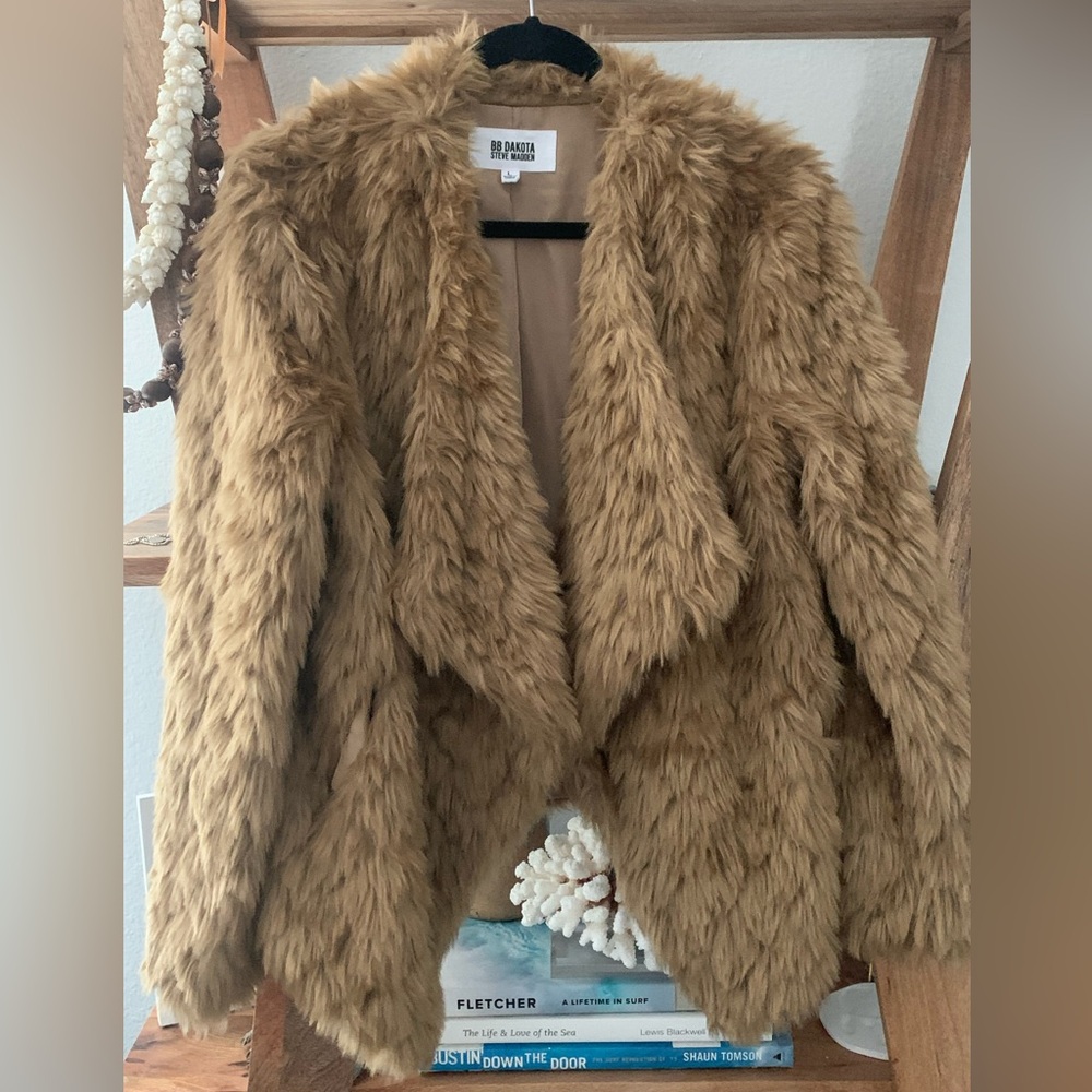 BB DAKOTA STEVE MADDEN FAUX FUR JACKET sz Large